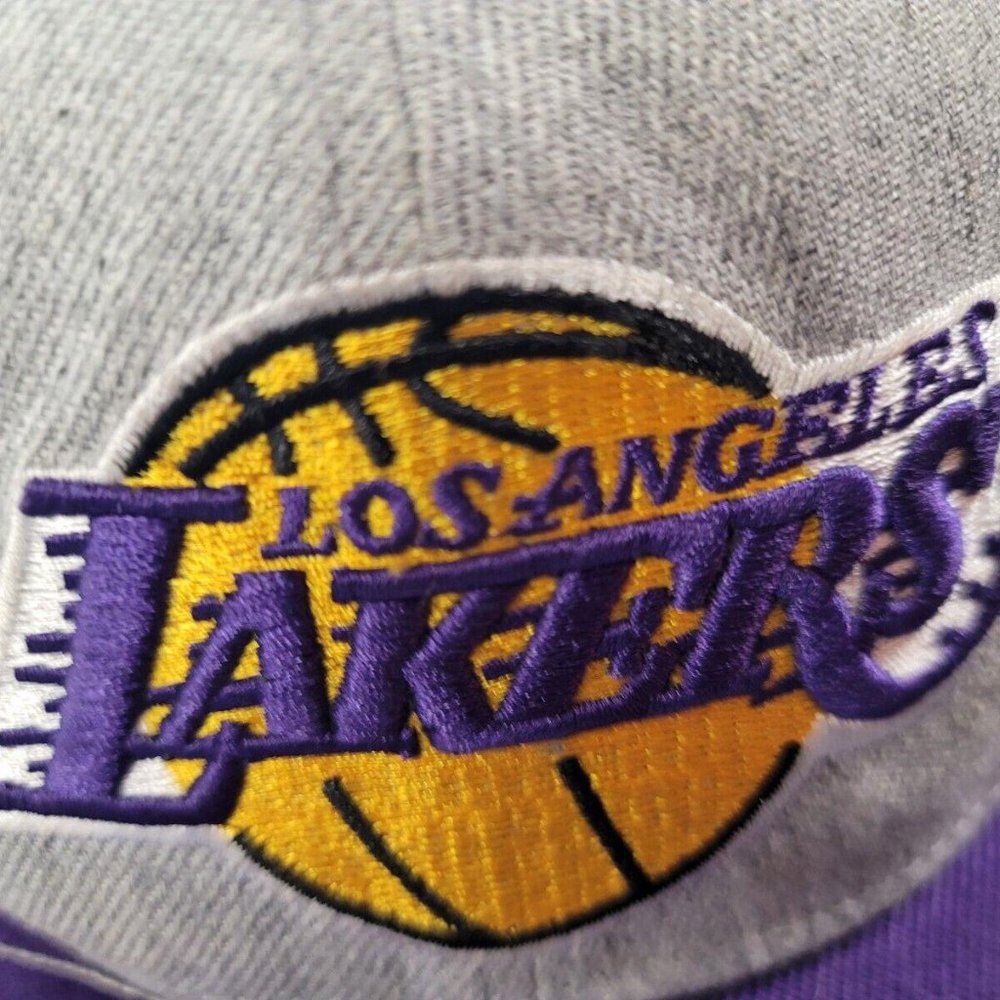 Mitchell & Ness Los Angeles Lakers Purple Grey Adjustable Snapback Hat Cap - Picture 4 of 9